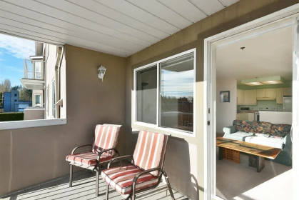 206 5711 Mermaid Street, Sechelt, BC, Sechelt — Apartment/Condo for sale
