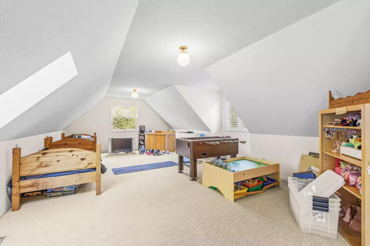 Bedroom 2 Photo of 5219 Headland Drive, West Vancouver, BC