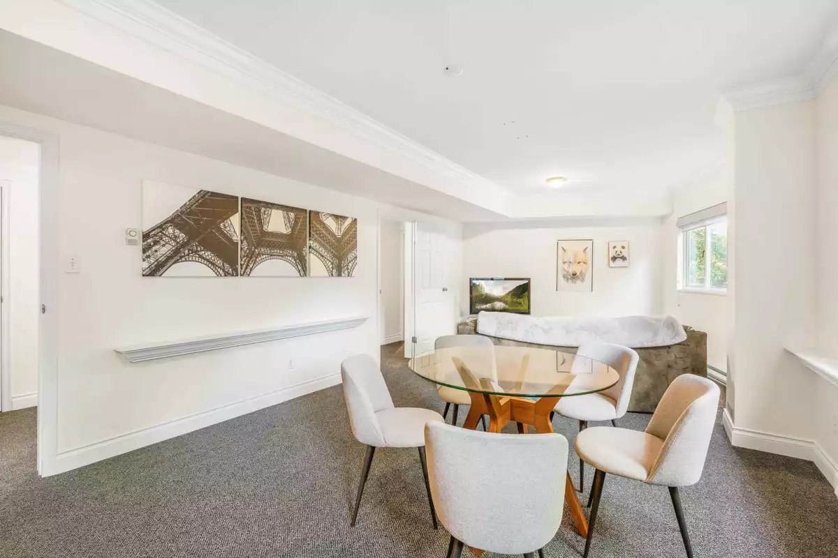 Bedroom 4 Photo of 5219 Headland Drive, West Vancouver, BC