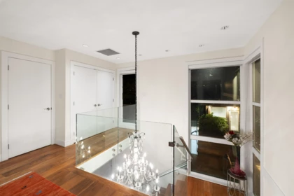 Entry Foyer Photo of 2449 Kings Avenue, West Vancouver, BC