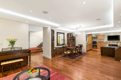 Primary Bedroom Photo of 2449 Kings Avenue, West Vancouver, BC