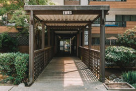 206 410 Agnes Street, New Westminster, BC