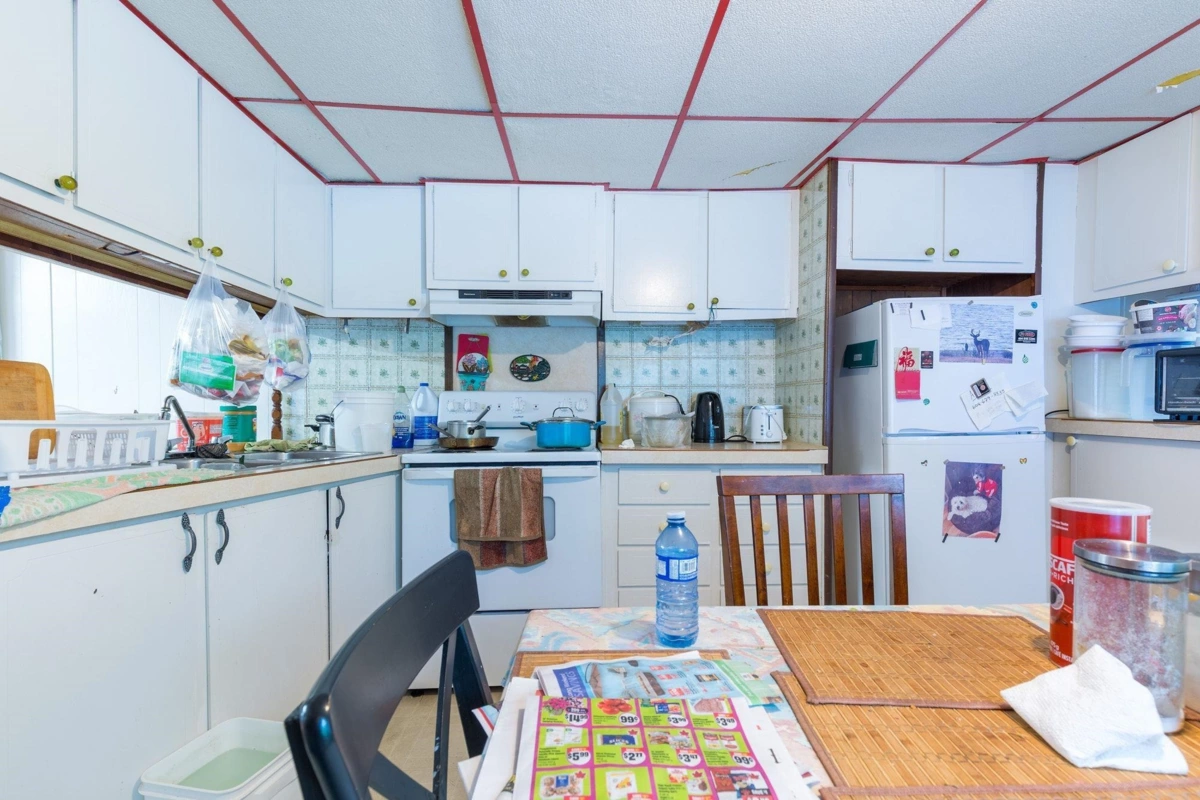 Family Room Photo of 31 8266 King George Boulevard, Surrey, BC