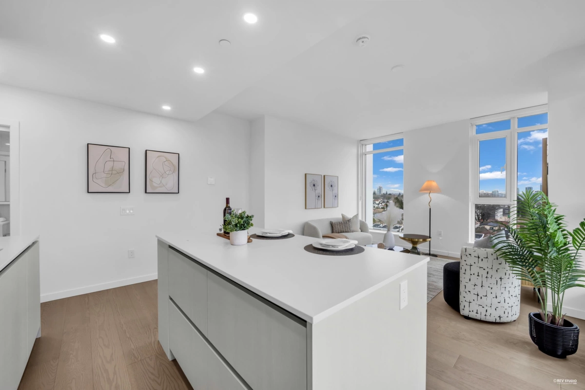 Primary Bathroom Photo of 805 8415 Granville Street, Vancouver, BC