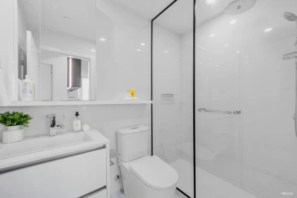 Walk-In Closet Photo of 805 8415 Granville Street, Vancouver, BC
