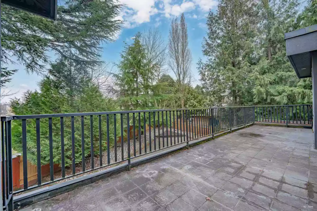 Laundry Room Photo of 6760 Coltsfoot Drive, Richmond, BC