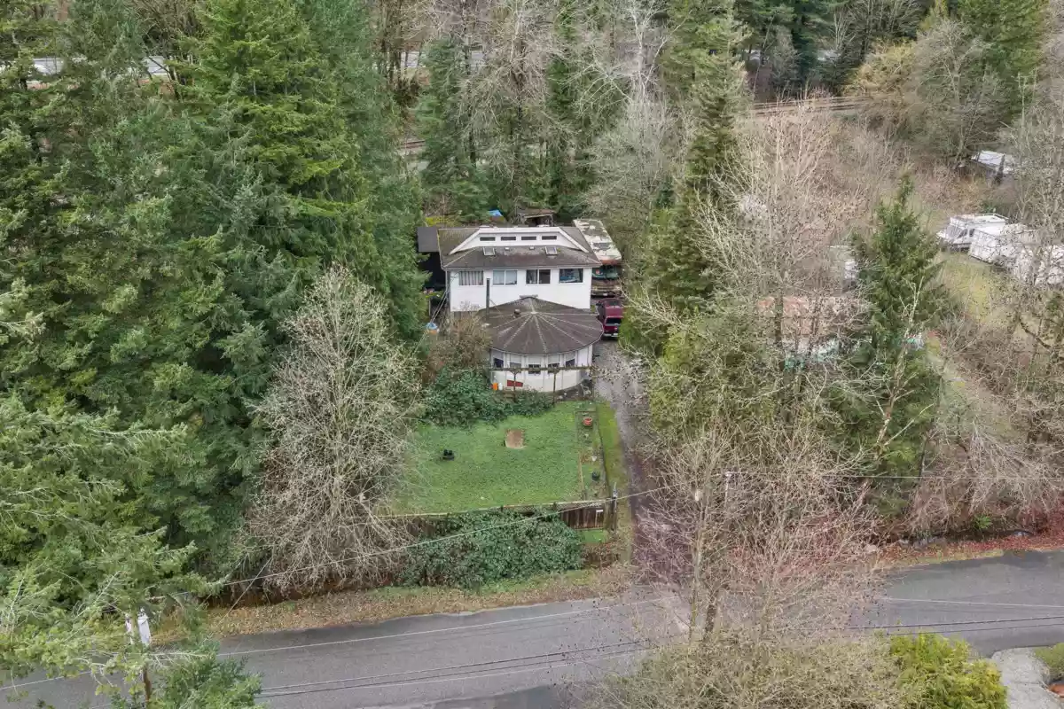 Dining Area Photo of 43739 Loch Road, Mission, BC