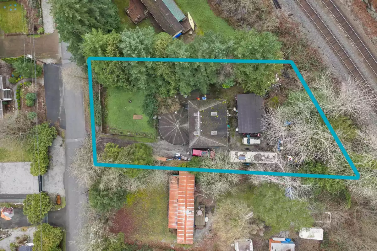 Exterior Rear Photo of 43739 Loch Road, Mission, BC