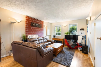 Entry Foyer Photo of 4875 200 Street, Langley, BC