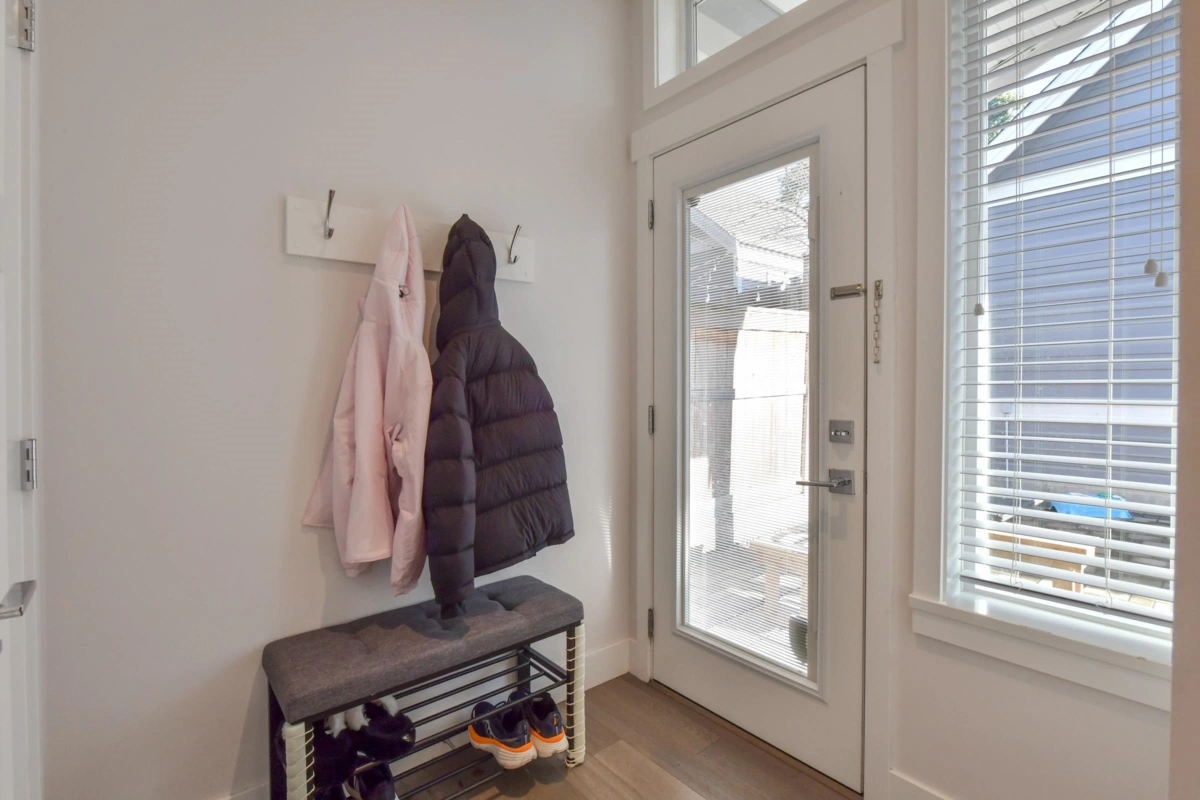 Bedroom 3 Photo of 2136 165b Street, Surrey, BC