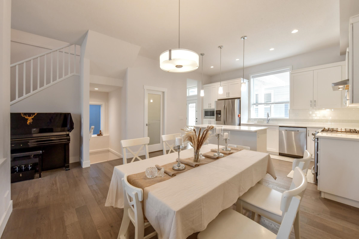 Breakfast Nook Photo of 2136 165b Street, Surrey, BC