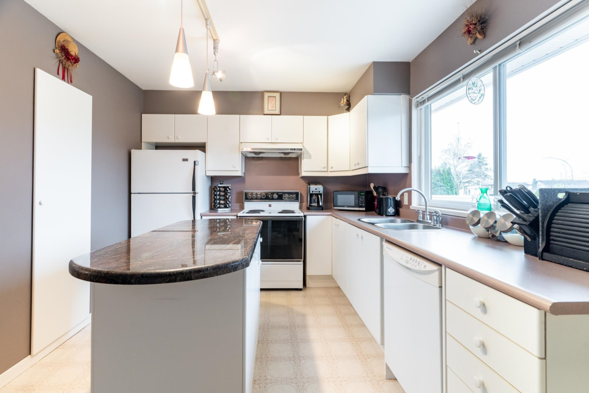 Bedroom 3 Photo of 8140 Fairdell Crescent, Richmond, BC