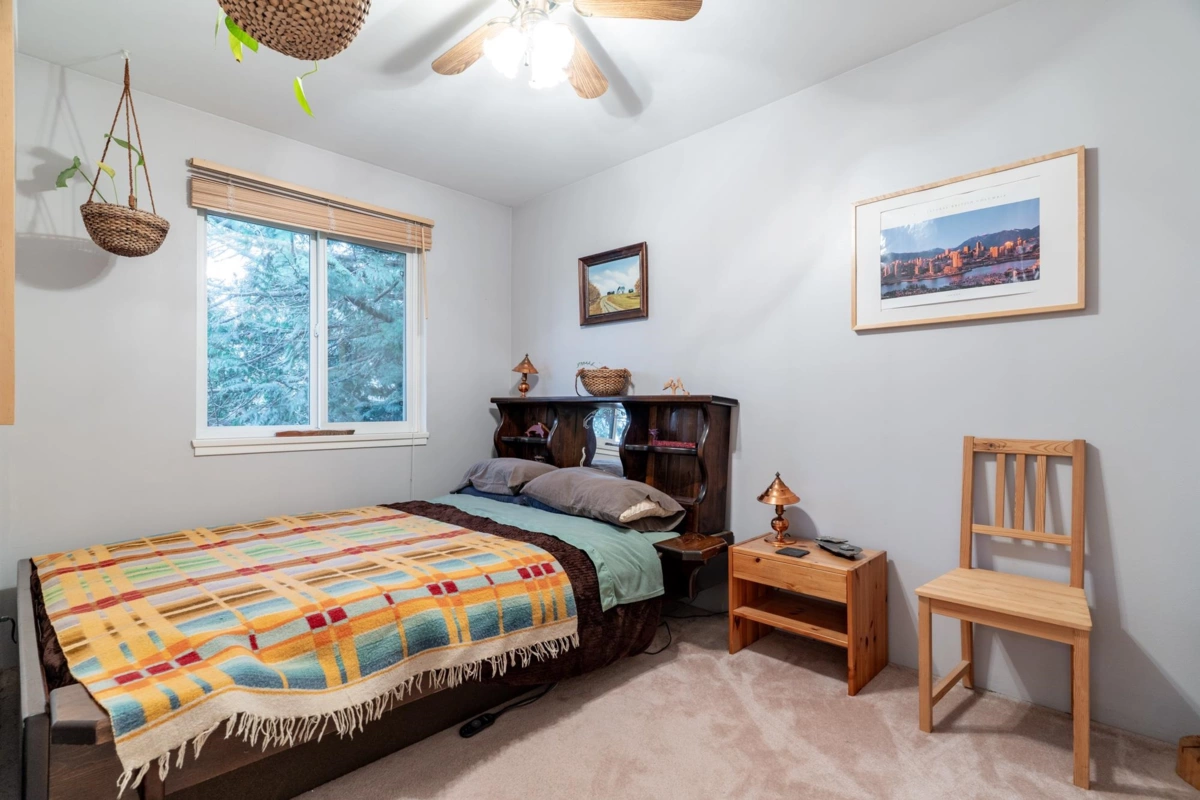 Entry Foyer Photo of 8140 Fairdell Crescent, Richmond, BC
