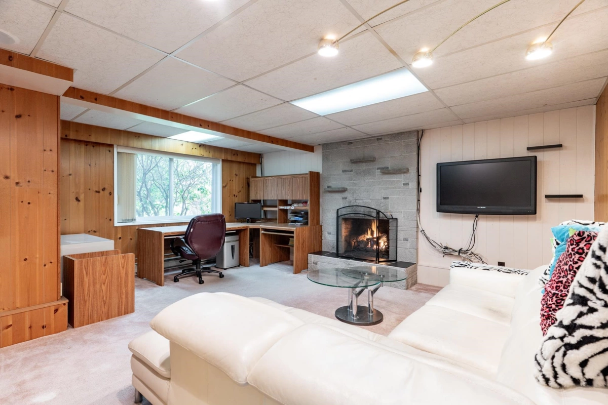 Outdoor Deck Photo of 8140 Fairdell Crescent, Richmond, BC