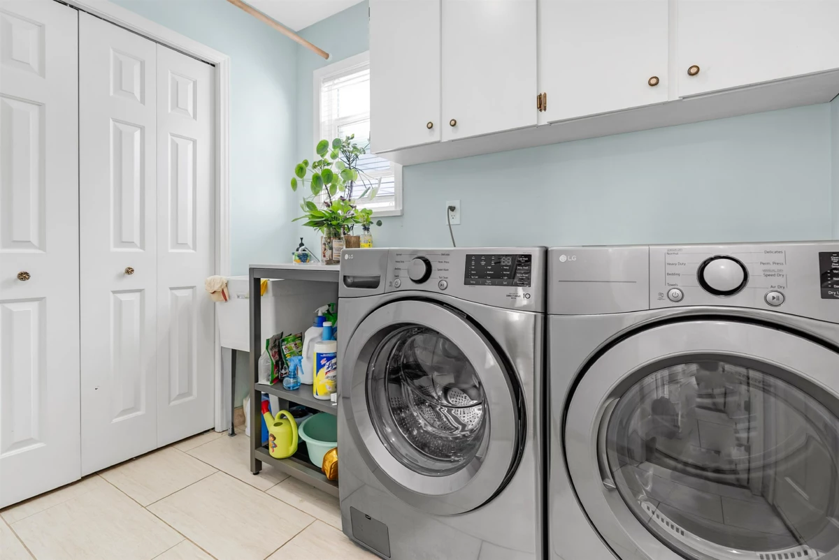 Backyard Photo of 4652 55a Street, Delta, BC