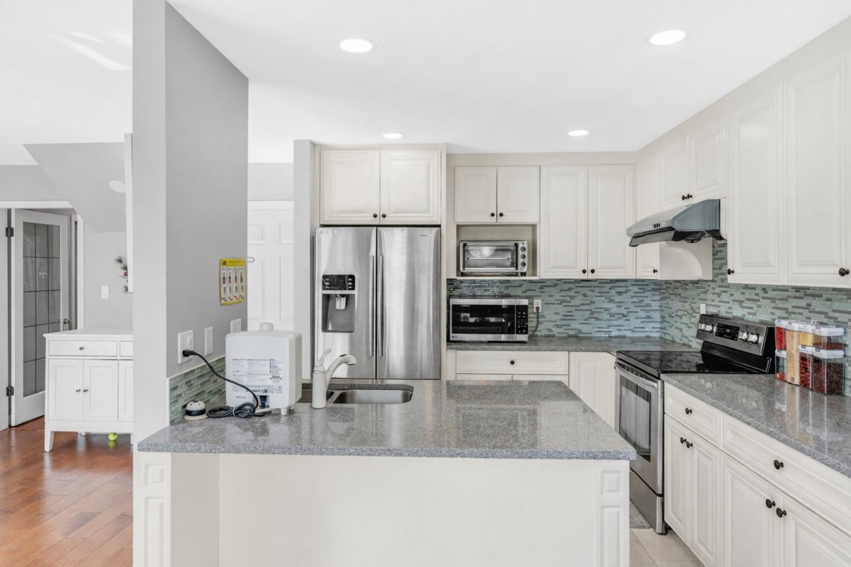 Bedroom 3 Photo of 4652 55a Street, Delta, BC