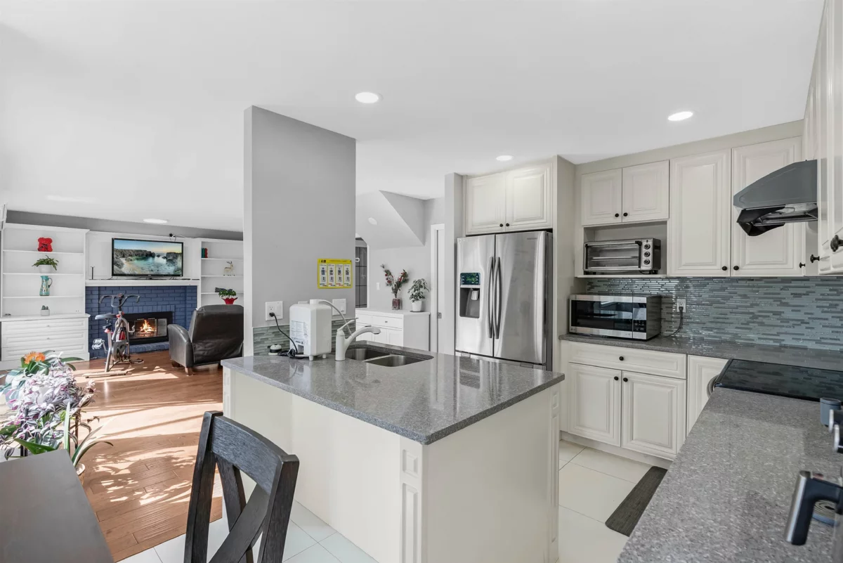 Bedroom 4 Photo of 4652 55a Street, Delta, BC