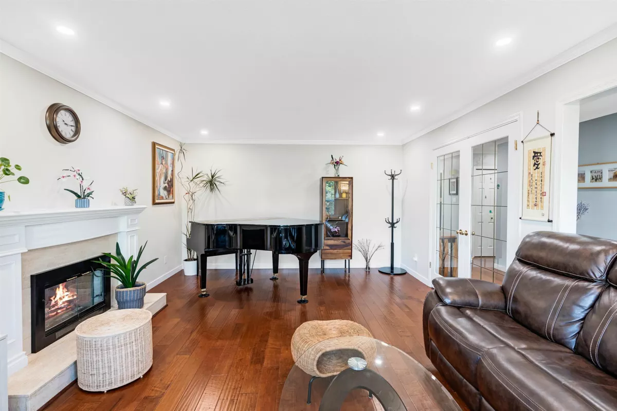 Kitchen Photo of 4652 55a Street, Delta, BC