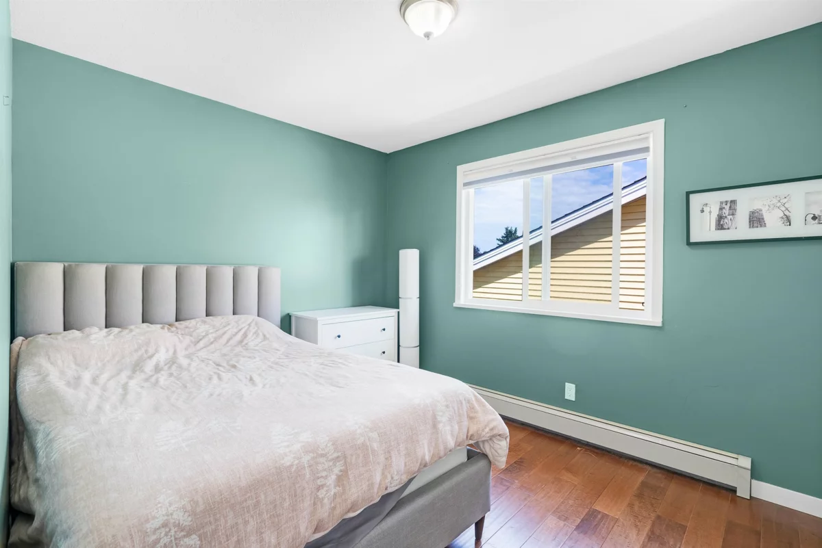 Staircase Photo of 4652 55a Street, Delta, BC