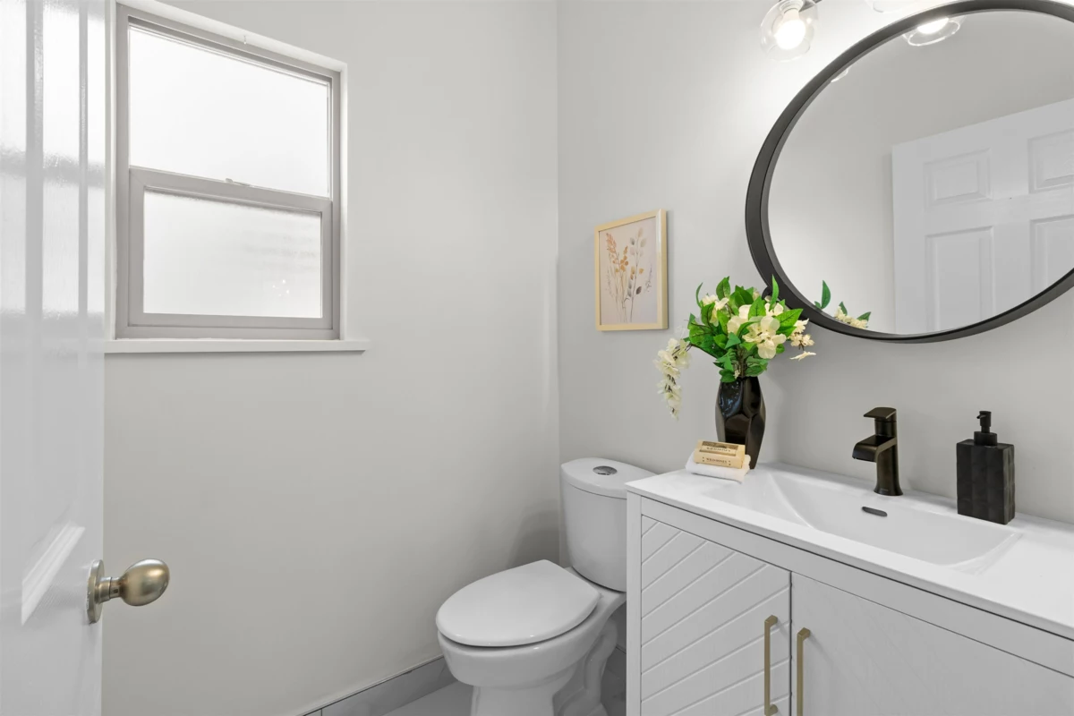 Entry Foyer Photo of 22783 116 Avenue, Maple Ridge, BC