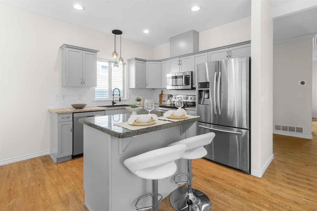 Walk-In Closet Photo of 22783 116 Avenue, Maple Ridge, BC