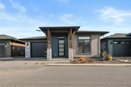 15 45875 South Sumas Road, Chilliwack, BC, Sardis South — 3 bed single family residence for sale