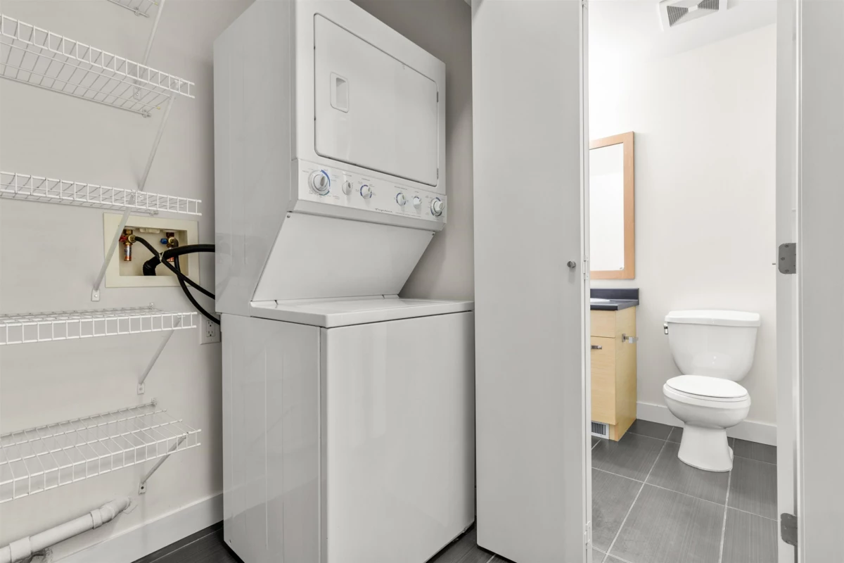 Powder Room Photo of 207 33539 Holland Avenue, Abbotsford, BC