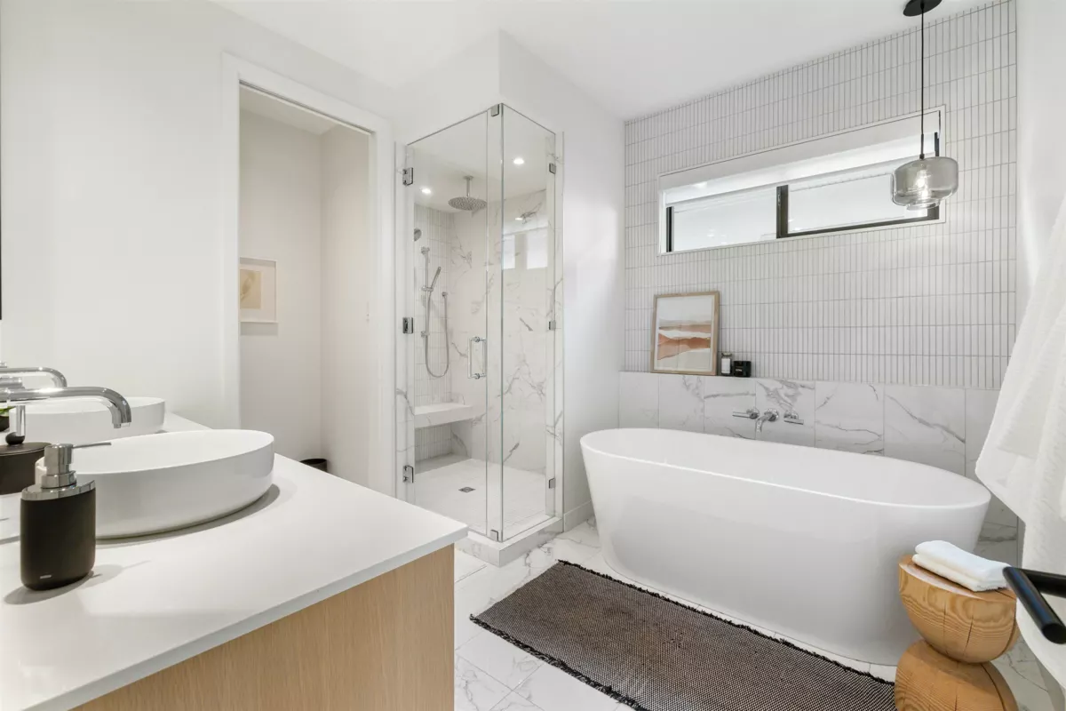 Guest Bathroom Photo of 4208 248 Street, Langley, BC