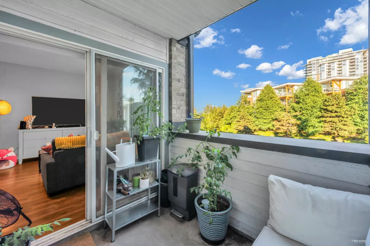Basement Recreation Room Photo of 213 83 Star Crescent, New Westminster, BC