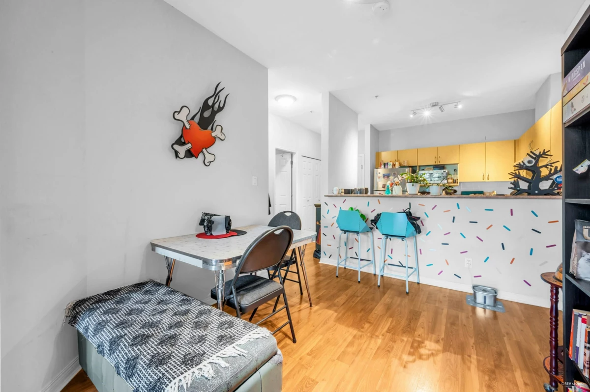 Kitchen Island Photo of 213 83 Star Crescent, New Westminster, BC