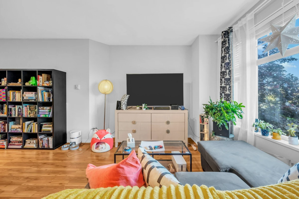 Living Room Photo of 213 83 Star Crescent, New Westminster, BC