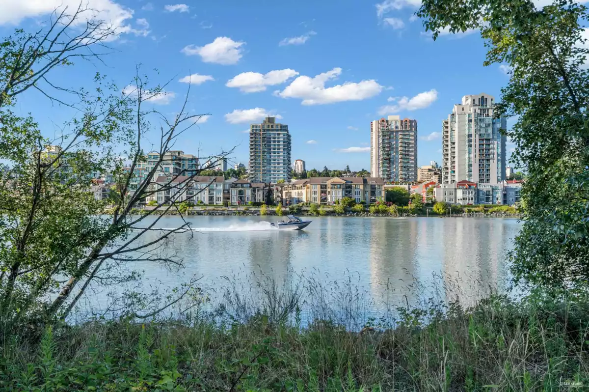 Staircase Photo of 213 83 Star Crescent, New Westminster, BC