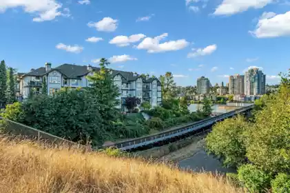 Front Yard Photo of 213 83 Star Crescent, New Westminster, BC