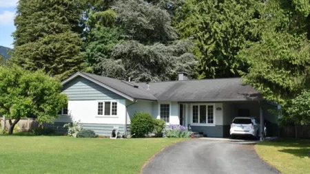 3474 Greentree Lane, North Vancouver, BC, Edgemont — 3 bed single family residence for sale