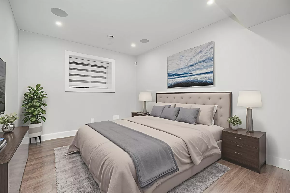 Entry Foyer Photo of 16595 25a Avenue, Surrey, BC