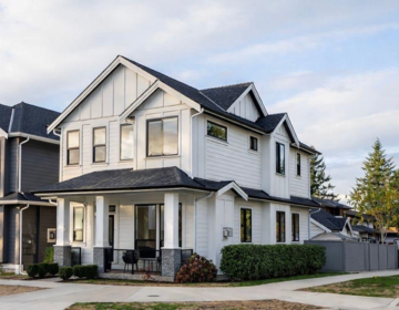 16595 25a Avenue, Surrey, BC, Grandview Surrey — 7 bed single family residence for sale