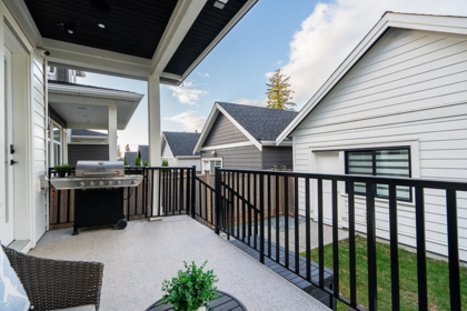 16595 25a Avenue, Surrey, BC, Surrey — Single Family Residence for sale