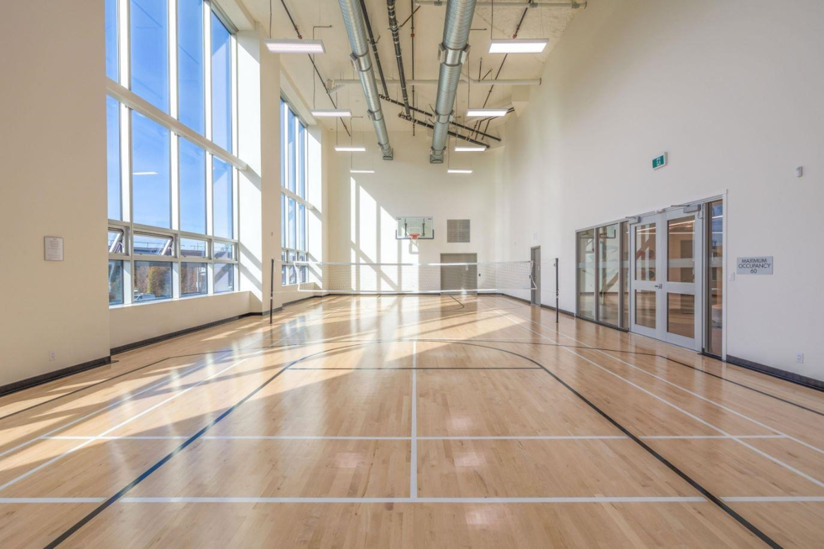 Swimming Pool Photo of 910 318 Alderson Avenue, Coquitlam, BC