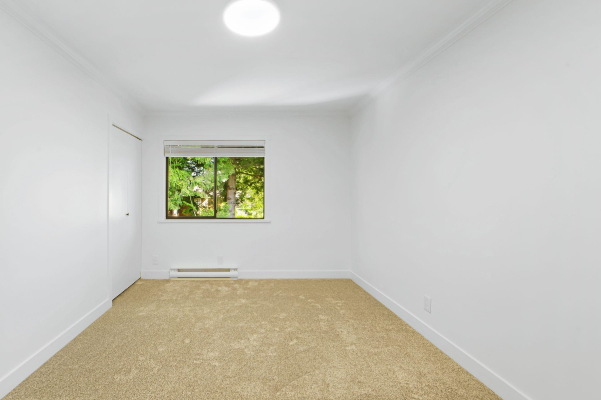 Guest Bathroom Photo of 310 10620 150 Street, Surrey, BC