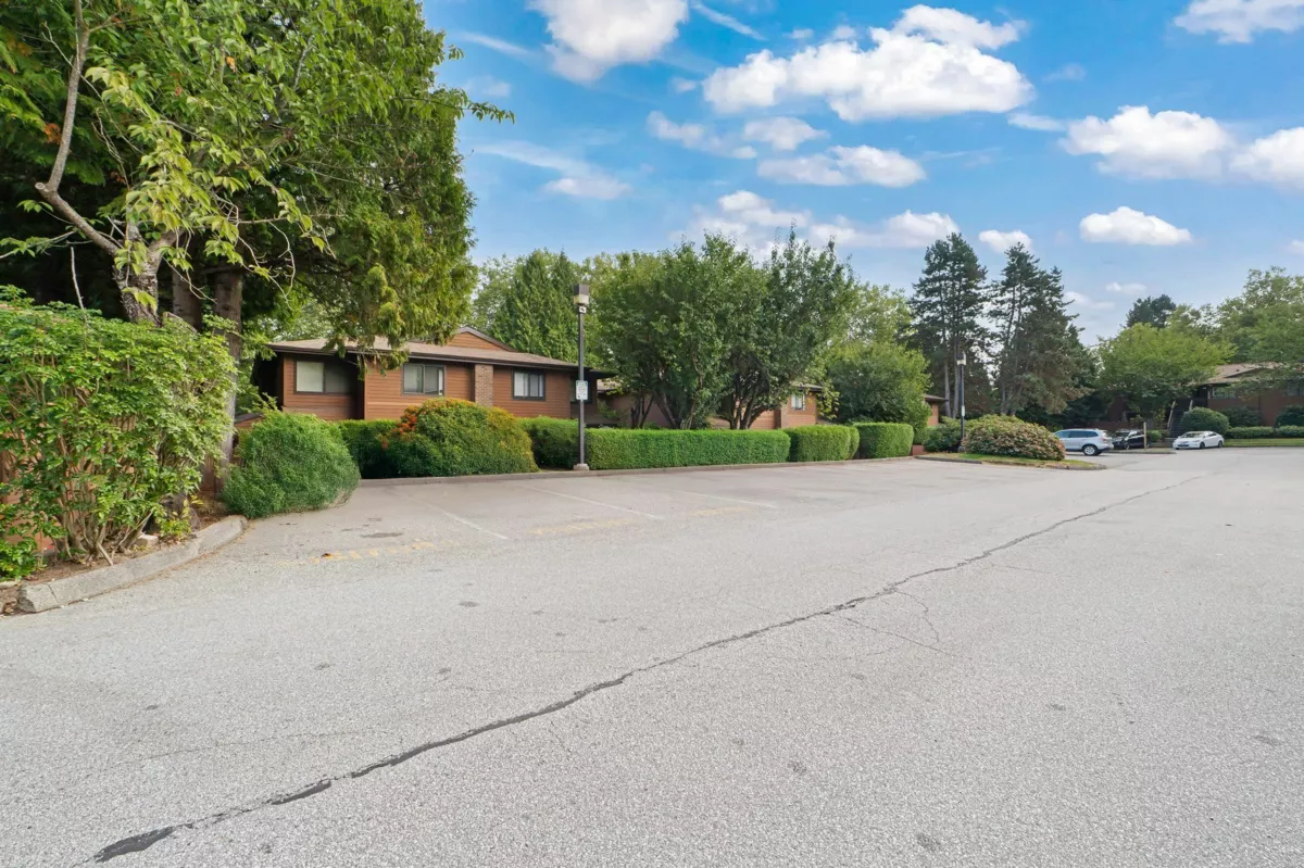 Mudroom Photo of 310 10620 150 Street, Surrey, BC