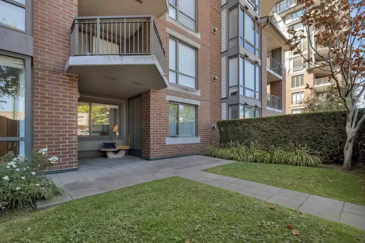 Bedroom 2 Photo of 107 1551 Foster Street, White Rock, BC
