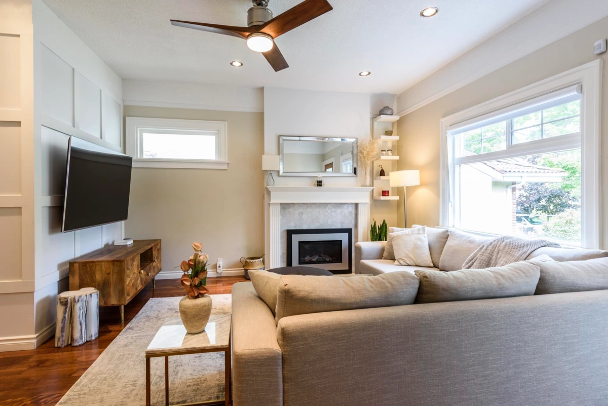 Family Room Photo of 3528 Franklin Street, Vancouver, BC