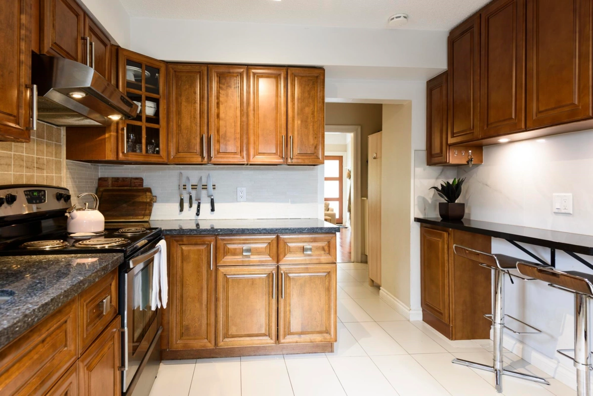 Kitchen Island Photo of 3528 Franklin Street, Vancouver, BC