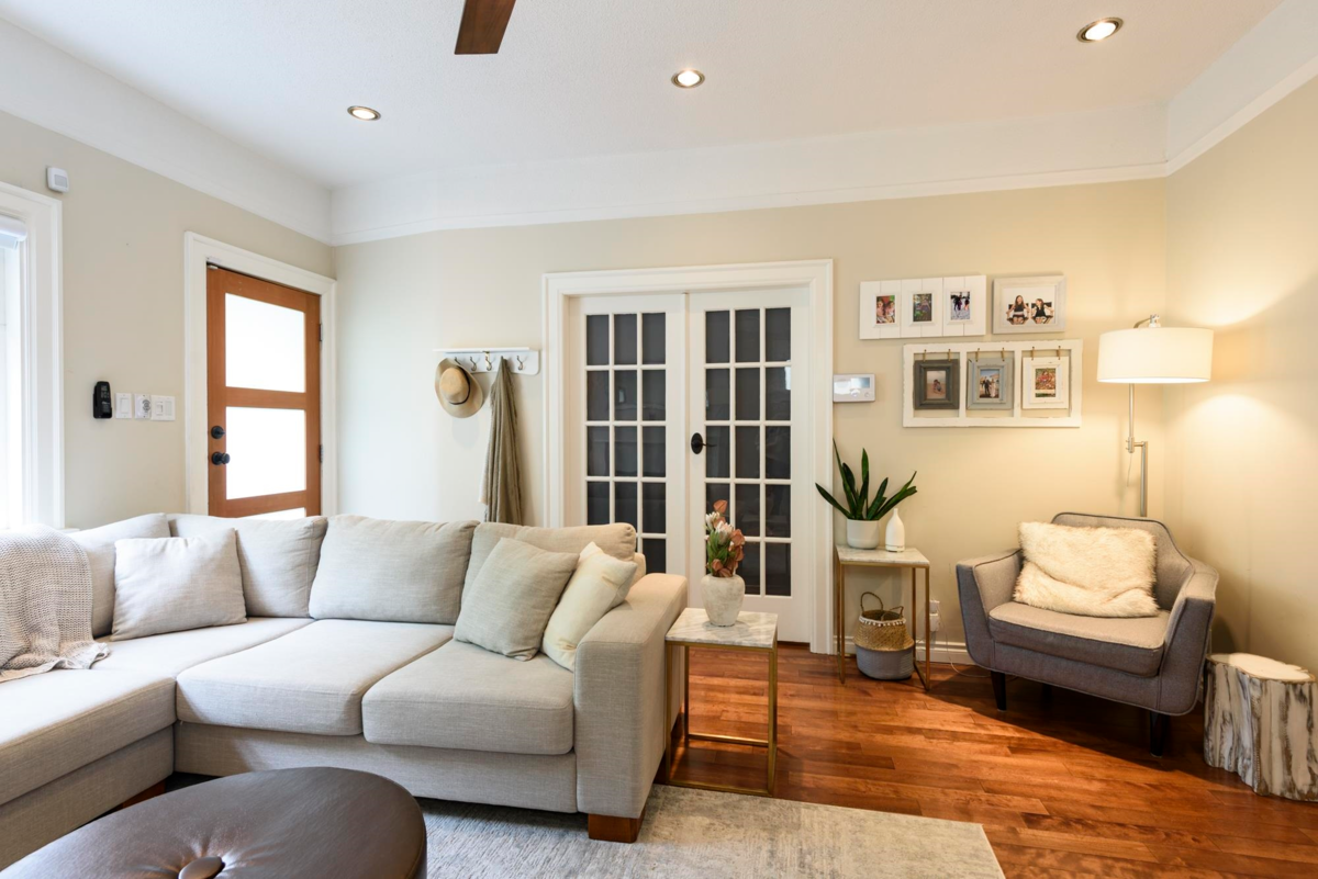 Primary Bedroom Photo of 3528 Franklin Street, Vancouver, BC