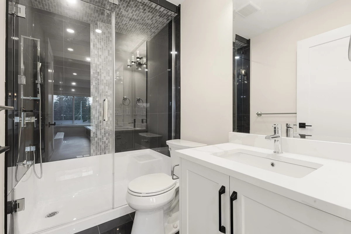 Garden / Landscaping Photo of 841 Rondeau Street, Coquitlam, BC