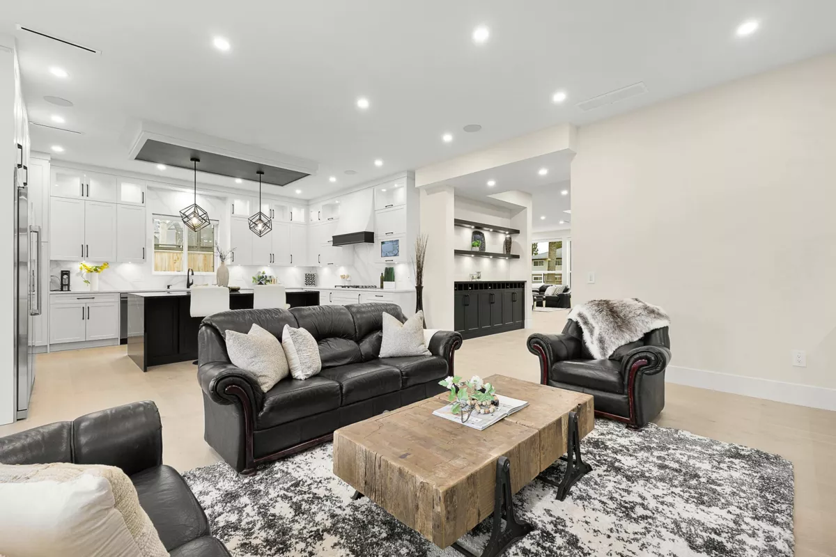 Guest Bathroom Photo of 841 Rondeau Street, Coquitlam, BC