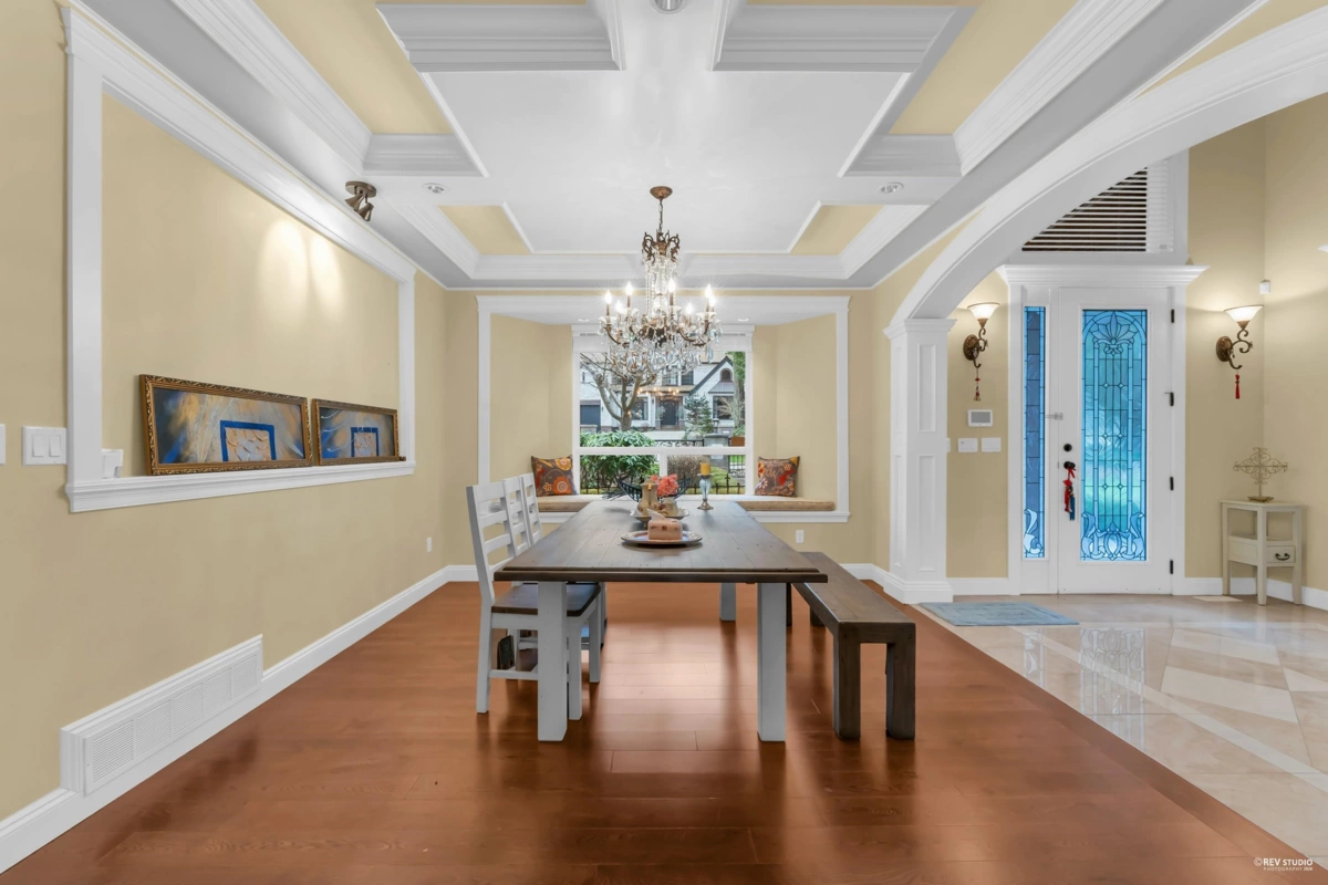 Walk-In Closet Photo of 14033 34a Avenue, Surrey, BC