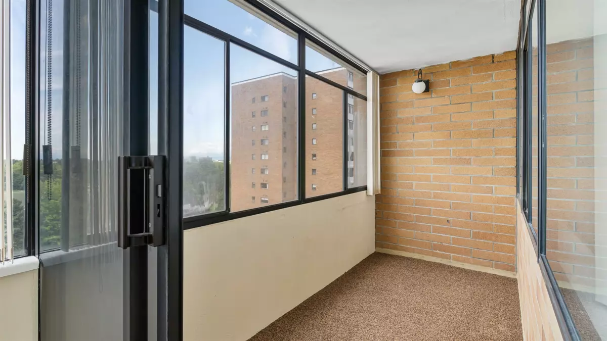 Family Room Photo of 1208 6651 Minoru Boulevard, Richmond, BC