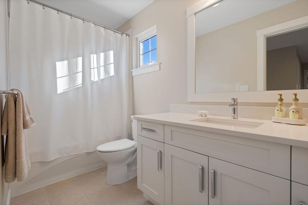 Basement Recreation Room Photo of 23043 Billy Brown Road, Langley, BC