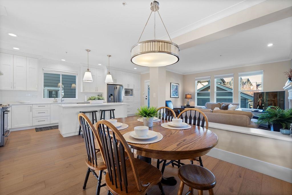 Family Room Photo of 23043 Billy Brown Road, Langley, BC